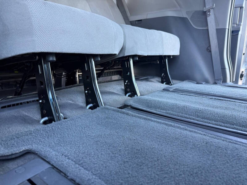 2017 Toyota Sienna L 7-Passenger