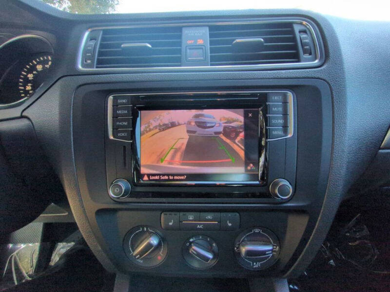 2016 Volkswagen Jetta