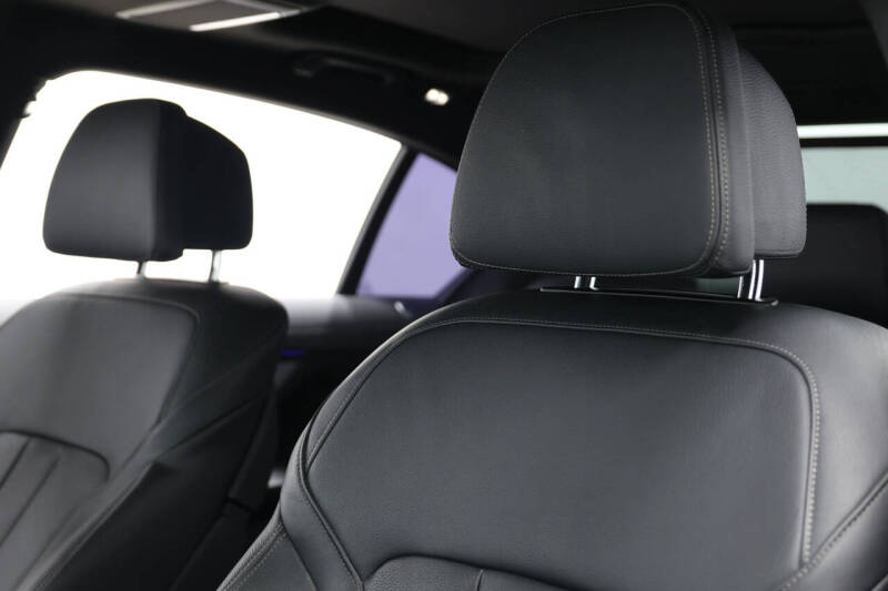 2021 BMW 7 Series 740i