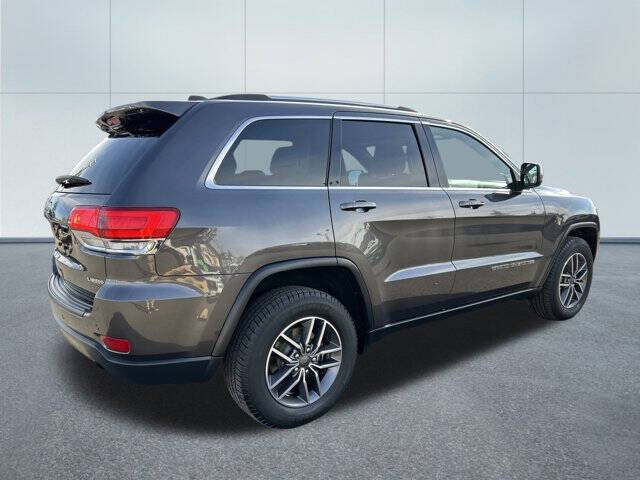2019 Jeep Grand Cherokee Laredo E