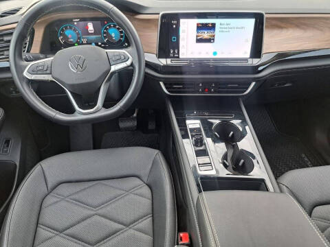 2025 Volkswagen Atlas SE