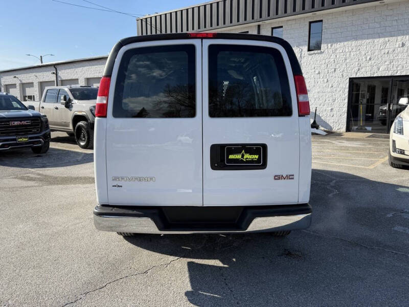2024 GMC Savana 2500