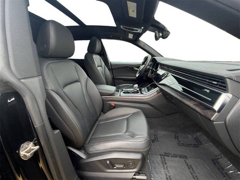 2023 Audi Q8 quattro Premium Plus 55 TFSI