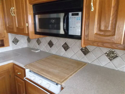 2003 Freightliner XC Chassis