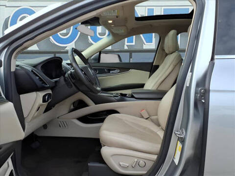 2020 Lincoln Nautilus Reserve