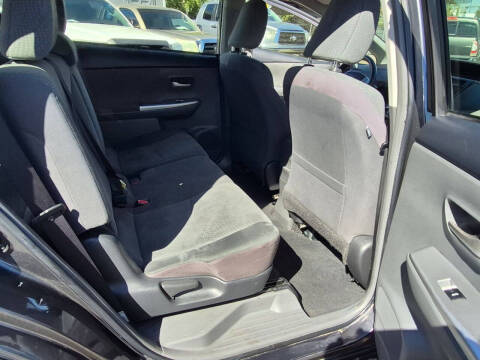 2013 Toyota Prius v Three