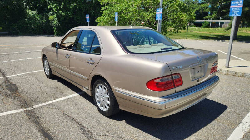 2001 Mercedes-Benz E-Class E 320