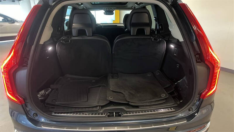 2024 Volvo XC90 B5 Plus Bright Theme