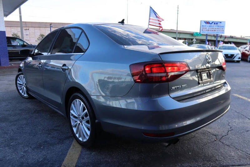 2016 Volkswagen Jetta