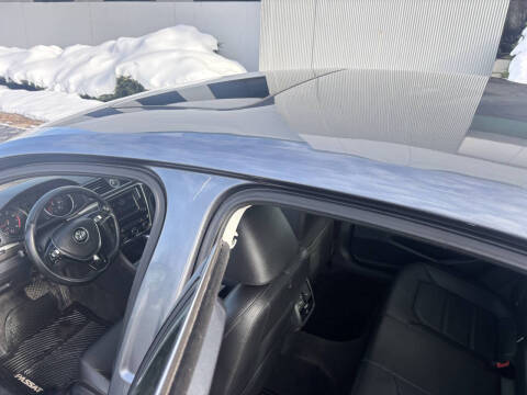 2016 Volkswagen Passat 1.8T SE