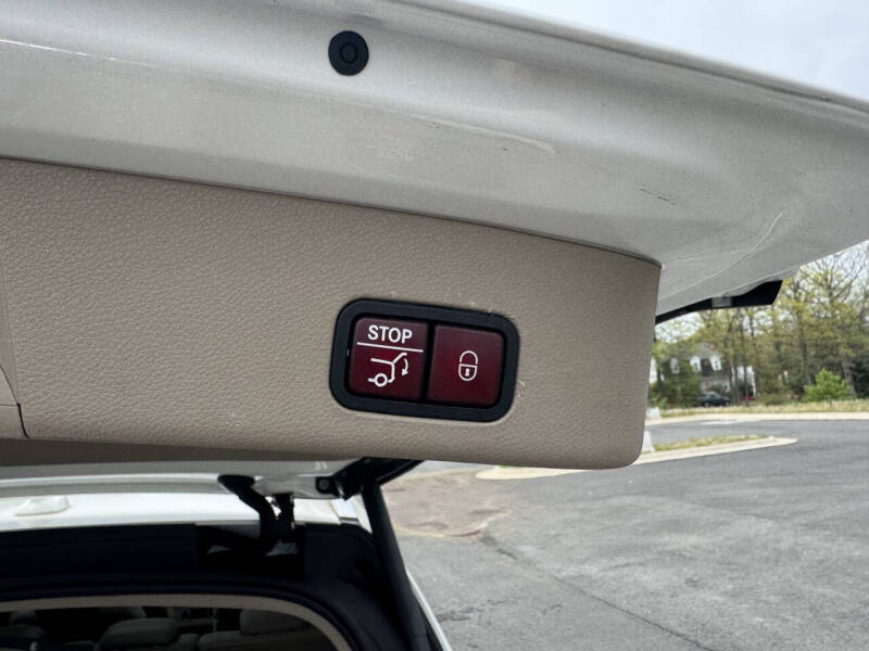 2014 Mercedes-Benz GL-Class GL 550 4MATIC