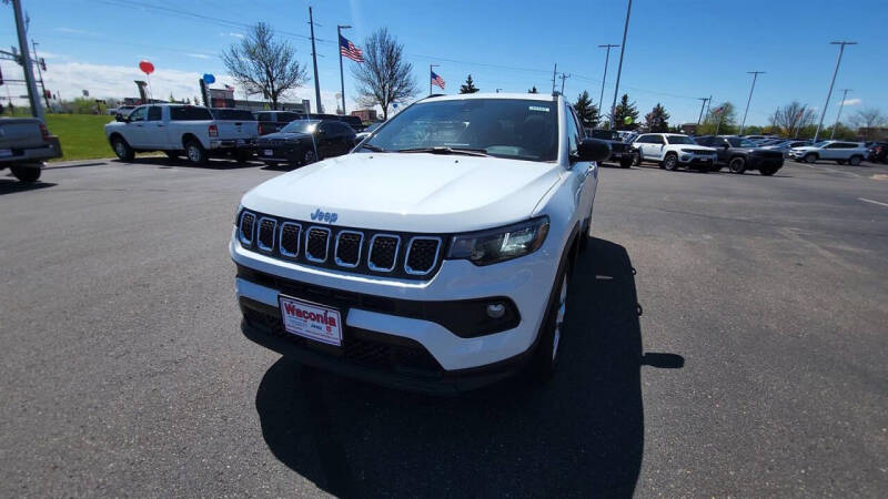 2024 Jeep Compass Latitude Lux