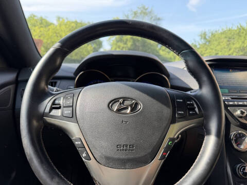2013 Hyundai Genesis Coupe 2.0T Premium