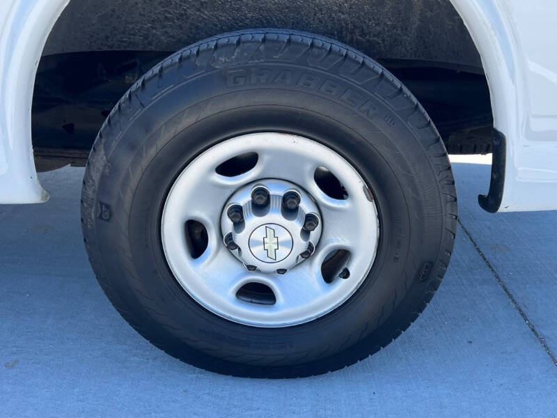 2021 Chevrolet Express 2500
