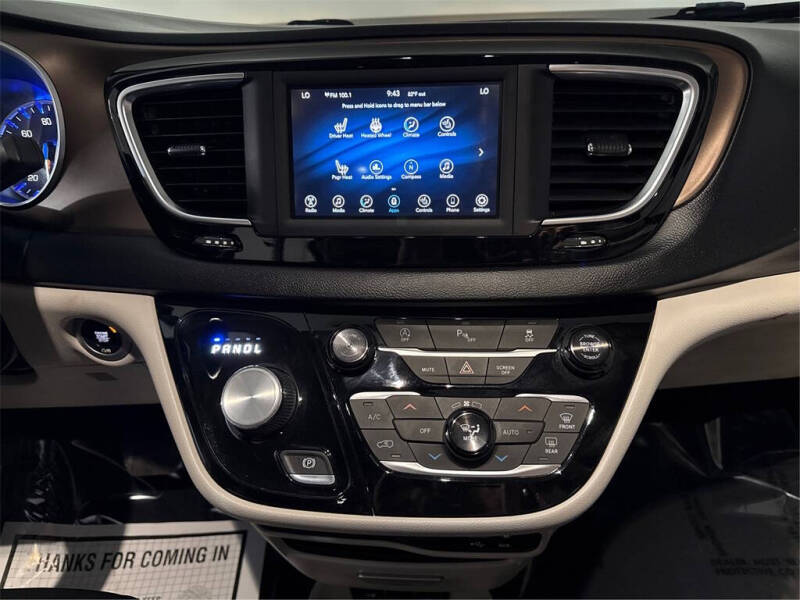 2019 Chrysler Pacifica Touring L