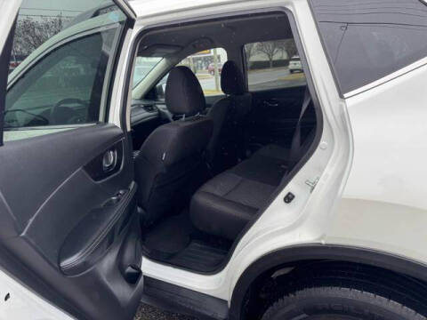 2018 Nissan Rogue SV