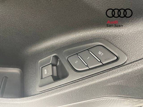 2025 Audi Q3 quattro S line Prem Plus 45 TFSI