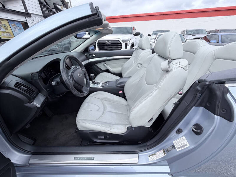 2012 Infiniti G37 Convertible