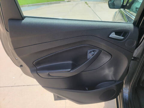 2017 Ford C-MAX Energi Titanium