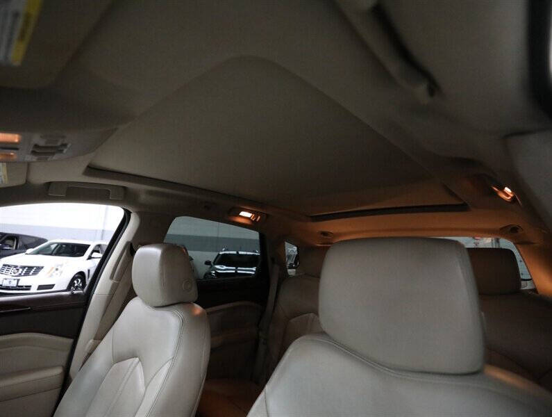 2011 Cadillac SRX Performance Collection