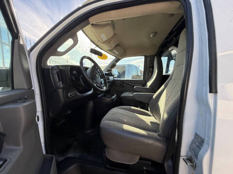 2020 Chevrolet Express 2500