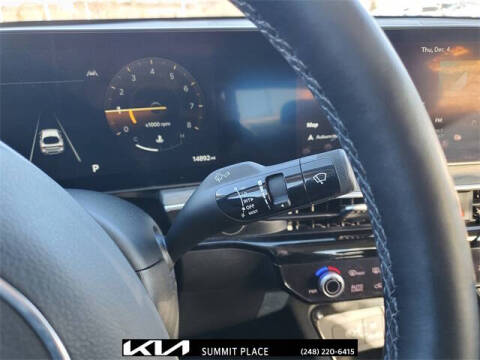 2025 Kia K5 EX