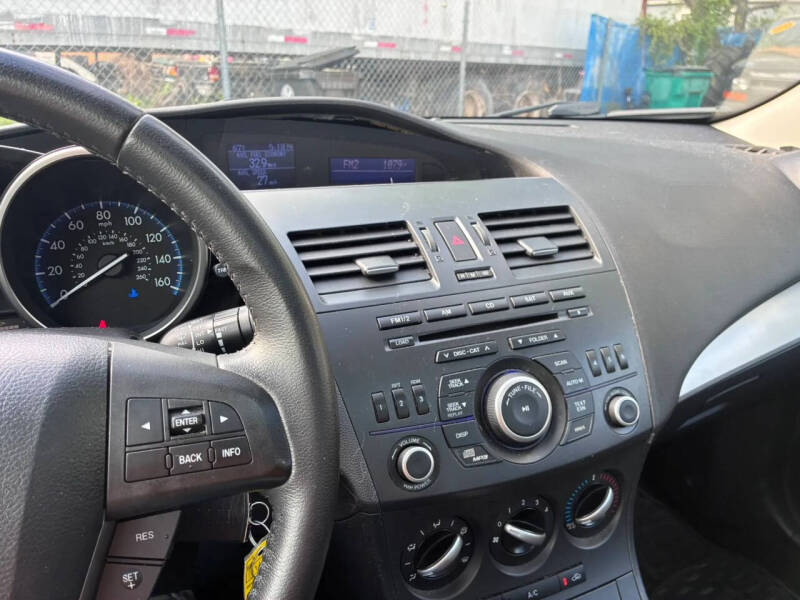 2012 Mazda MAZDA3 i Touring