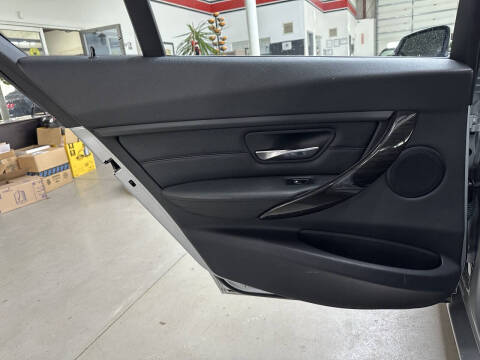 2015 BMW 3 Series 328i xDrive