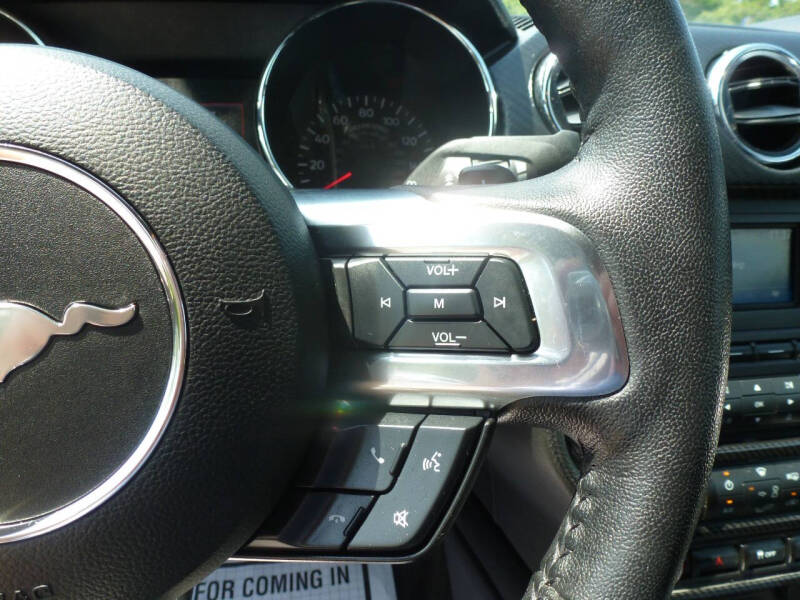 2016 Ford Mustang V6