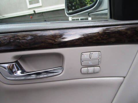 2008 Cadillac DTS Luxury III