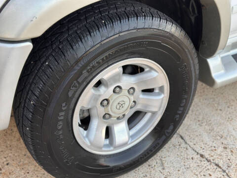 2000 Toyota 4Runner SR5