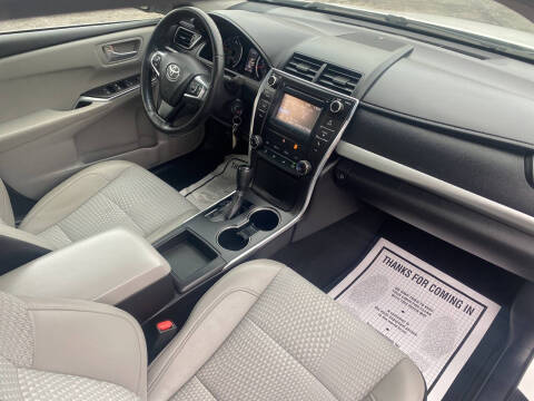2015 Toyota Camry SE