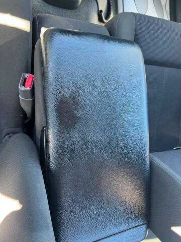 2007 Mitsubishi Raider LS