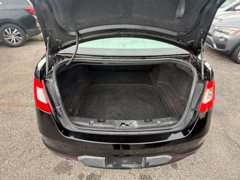 2012 Ford Taurus SEL