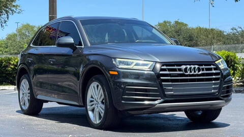 2018 Audi Q5 2.0T quattro Premium Plus