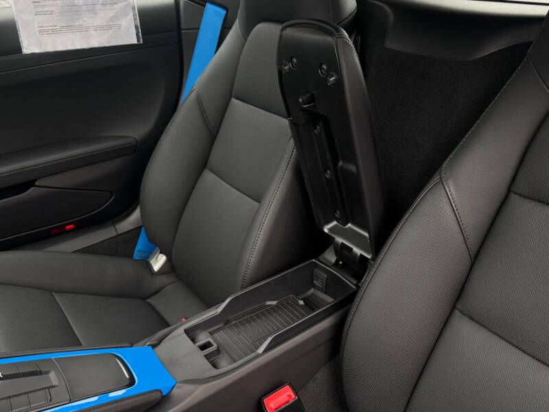 2025 Porsche 718 Cayman