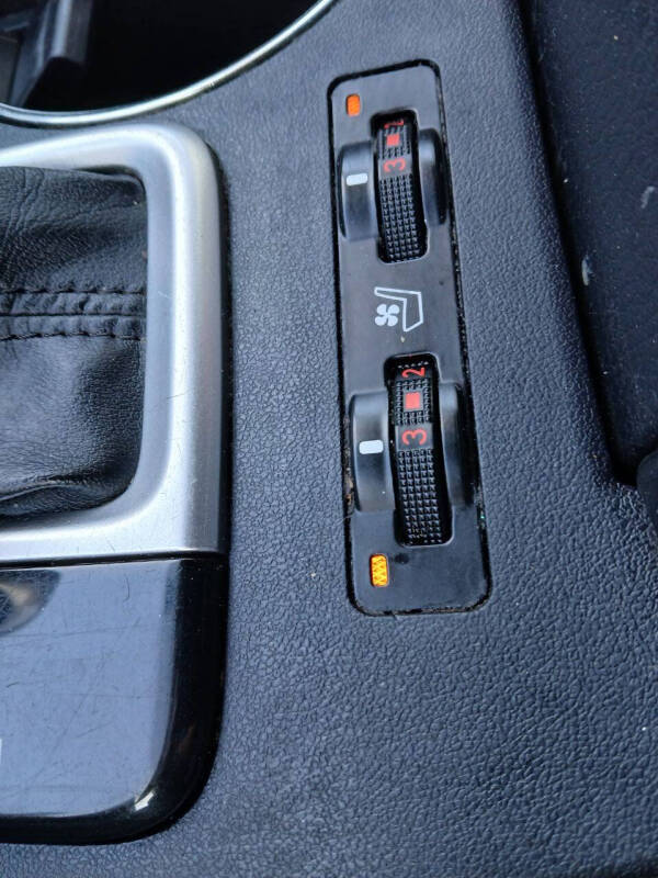 2014 Toyota Highlander Limited Platinum