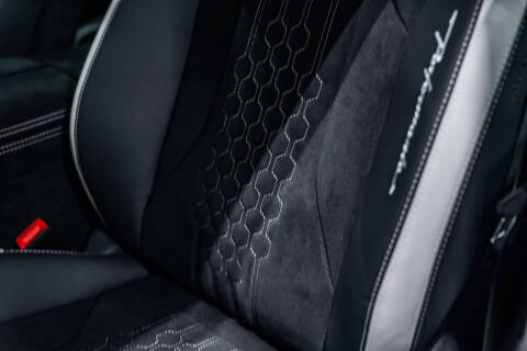 2024 Lamborghini Urus Performante