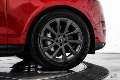 2024 Land Rover Range Rover Sport P360 SE