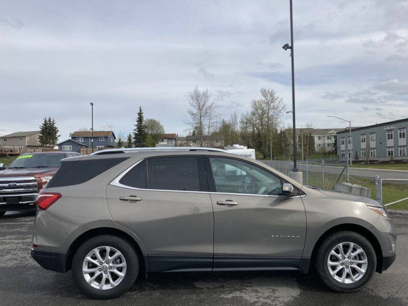 2019 Chevrolet Equinox LT photo 4