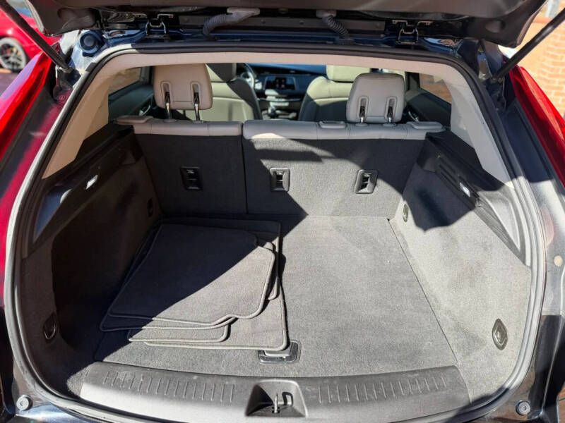 2019 Cadillac XT4 Luxury