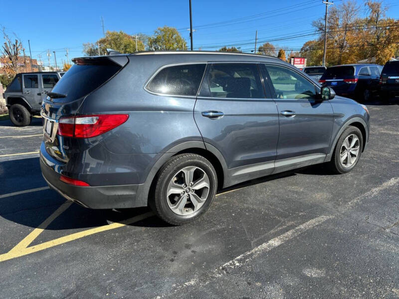 2016 Hyundai Santa Fe SE