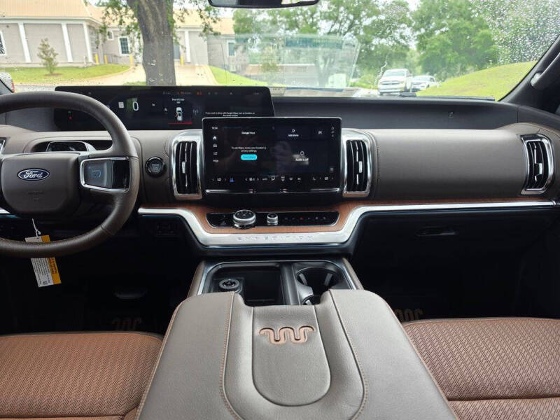 2026 Ford Expedition MAX King Ranch