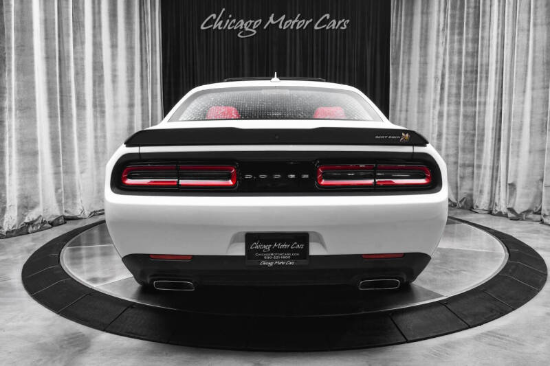 2022 Dodge Challenger