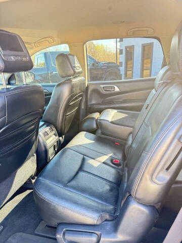 2013 Nissan Pathfinder Platinum