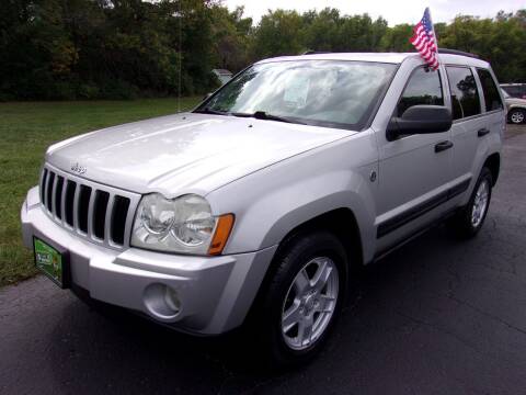 2005 Jeep Grand Cherokee for sale at American Auto Sales in Forest Lake MN