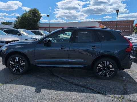 2026 Volvo XC60 B5 Plus