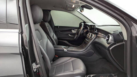 2021 Mercedes-Benz GLC GLC 300