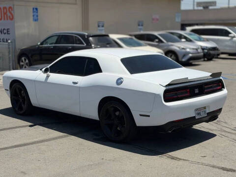 2017 Dodge Challenger