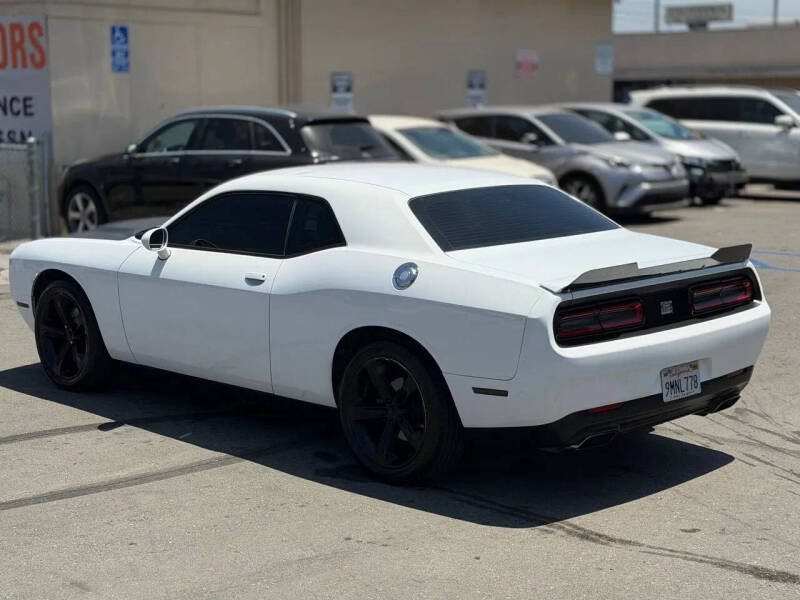 2017 Dodge Challenger